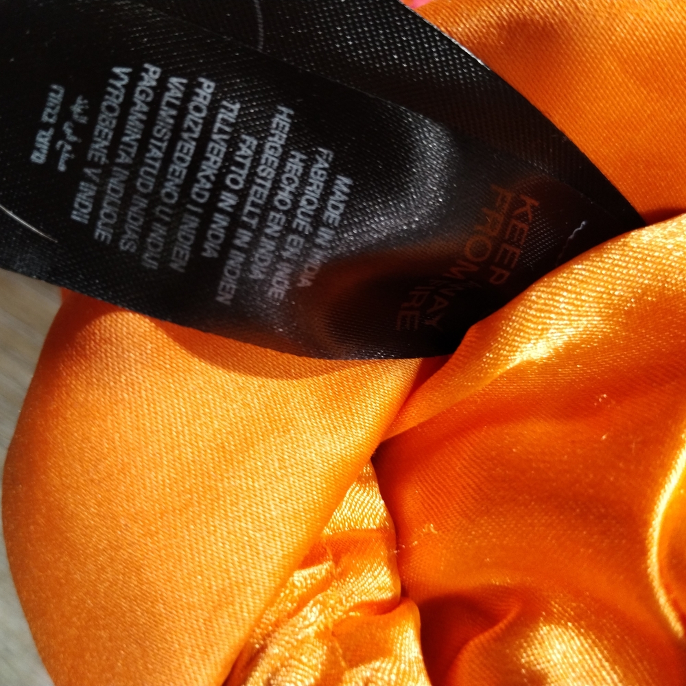 NWT Never Fully Dressed Genesis Pouch Bag Orange Sunburst Sequin Crossbody Bag - Picture 12 of 12